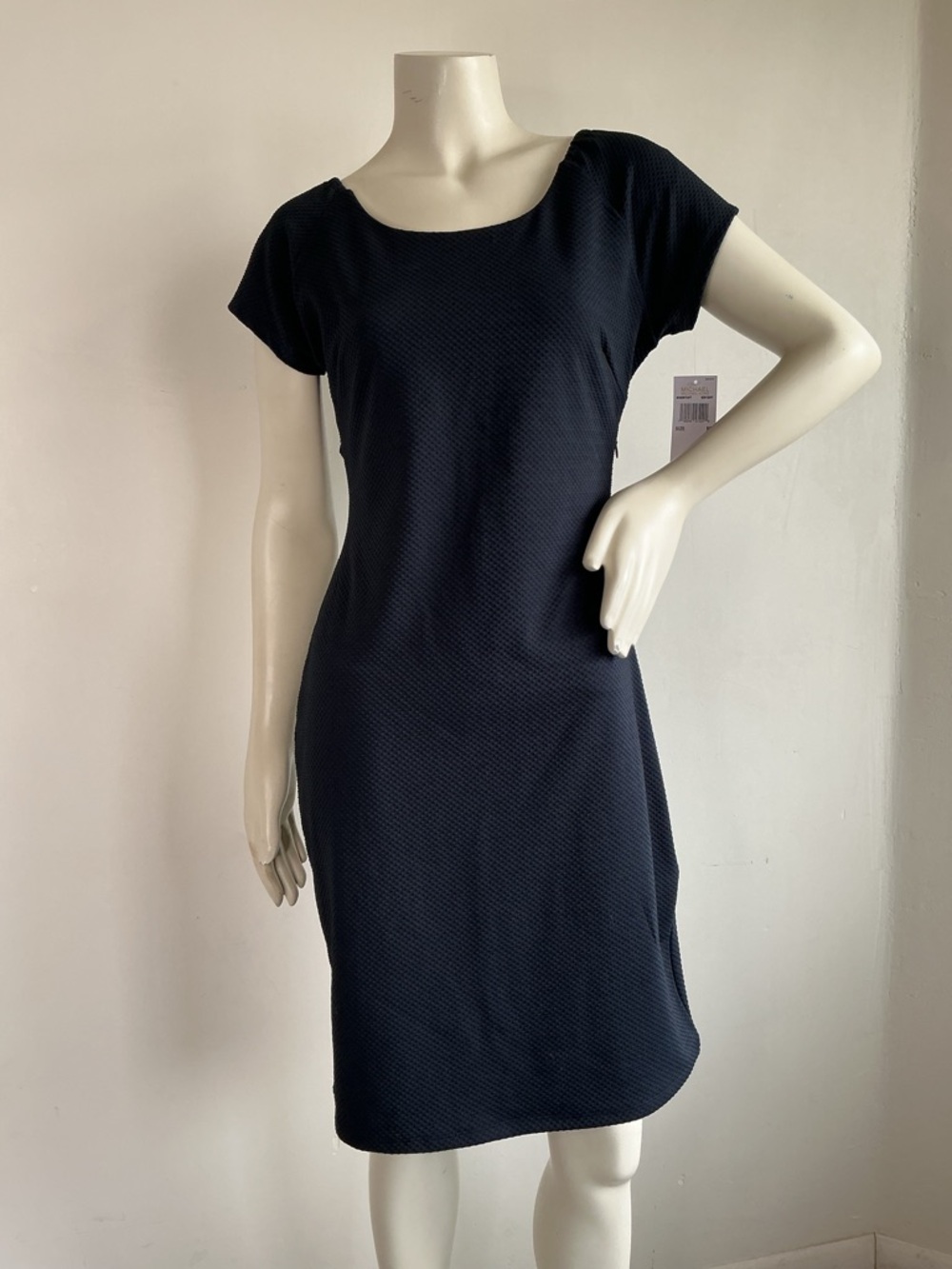 NEW Michael MK Navy Textured Back Cutout Twist Dress M Capsule Modern Chic M